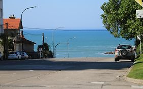 Viví la playa y trabaja I Playa Varese